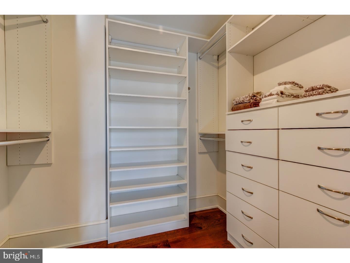 40 Louella Court, Unit C3/ D3 Wayne, PA 19087 - Photo 20 of 27 Walk in closet