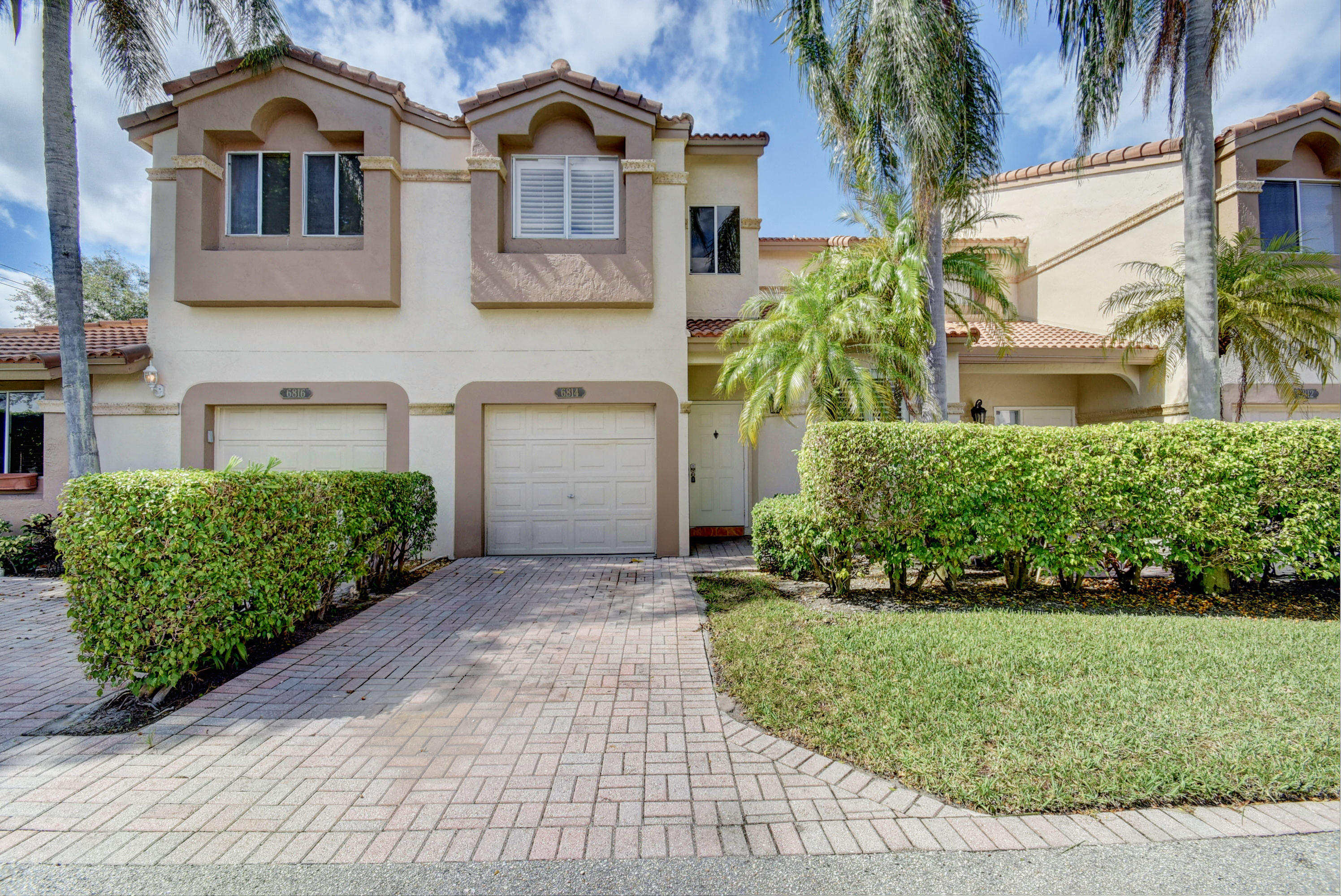 6814 Via Regina Boca Raton, FL 33433 - Photo 1 of 42 Front/Great Curb Appeal