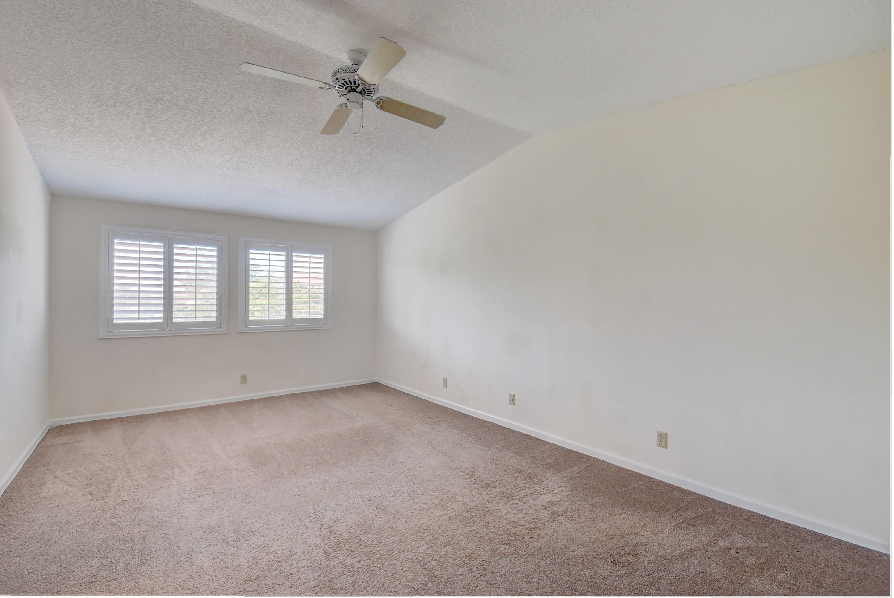 6814 Via Regina Boca Raton, FL 33433 - Photo 17 of 42 Huge Upstairs Master Suite