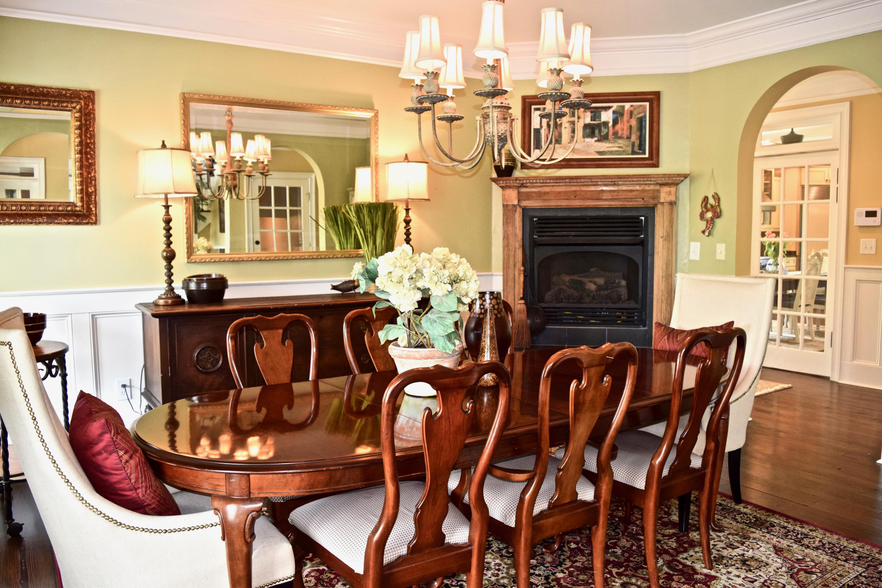 1981 Sandy Point Lane Mount Pleasant, SC 29466 - Photo 4 of 35 dining area