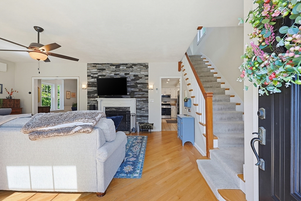 9 Commonwealth Avenue Dedham, MA 02026 - Photo 2 of 37