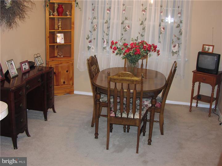 3524 Woodhaven Road Philadelphia, PA 19154 - Photo 4 of 20 Dining Room