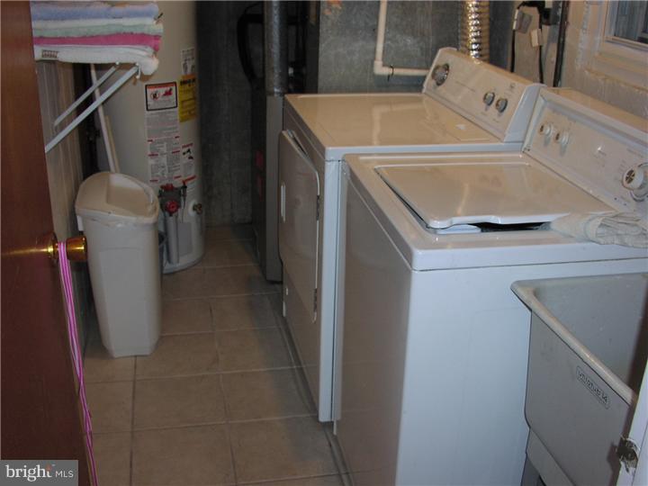 3524 Woodhaven Road Philadelphia, PA 19154 - Photo 8 of 20 Laundry Room