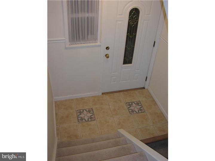 3524 Woodhaven Road Philadelphia, PA 19154 - Photo 9 of 20 Foyer
