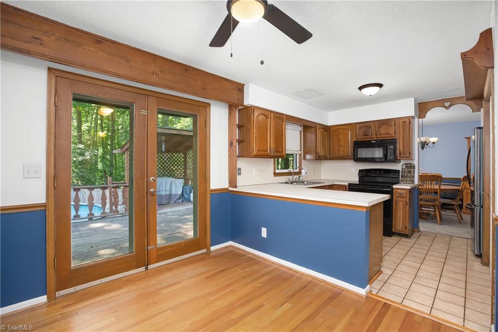 475 Farmstead Road Winston-Salem, NC 27107 - Photo 4 of 33 Gallery Image 4