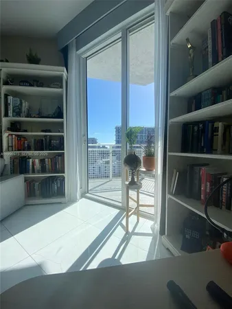 $2,300 | The Pines, Miami, FL 33133