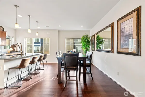 $649,999 | 3414 30th Drive, Everett, WA 98201