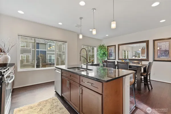 $649,999 | 3414 30th Drive, Everett, WA 98201