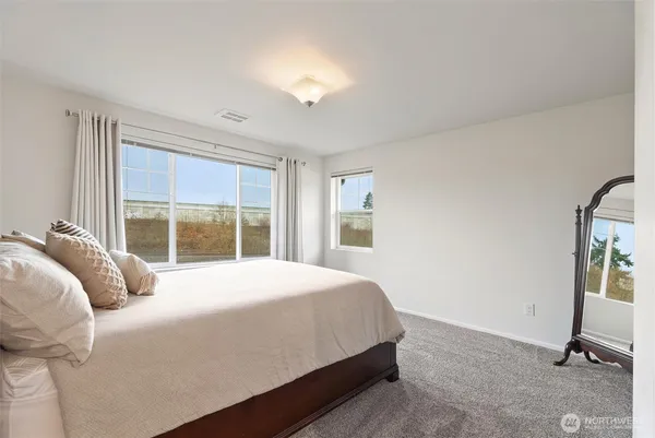 $649,999 | 3414 30th Drive, Everett, WA 98201