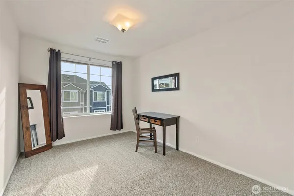 $649,999 | 3414 30th Drive, Everett, WA 98201