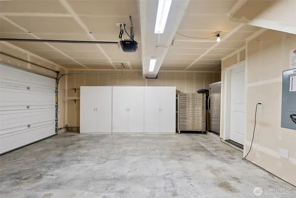 $649,999 | 3414 30th Drive, Everett, WA 98201