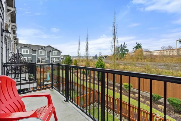 $649,999 | 3414 30th Drive, Everett, WA 98201