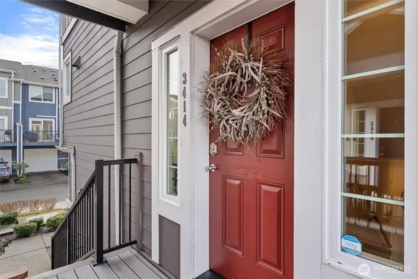 $649,999 | 3414 30th Drive, Everett, WA 98201