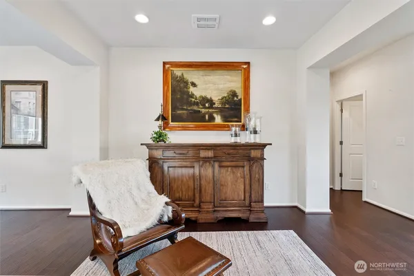 $649,999 | 3414 30th Drive, Everett, WA 98201