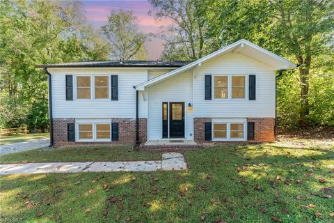 $308,000 | 821 Prince Edward Road, Kernersville, NC 27284