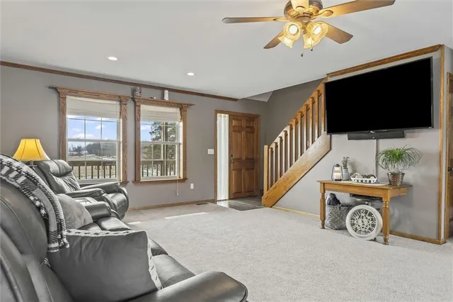 $675,000 | 11302 East 343rd Street, Drexel, MO 64742