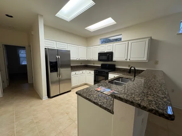 $1,895 | 262 Whispering Wind Drive, Georgetown, TX 78633