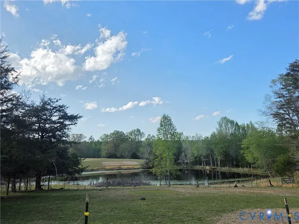 $1,000,000 | 474 Orchid Road, Gum Spring, VA 23065