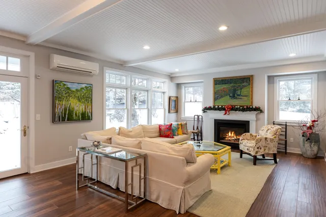 $929,000 | 102 Fairway Drive, Unit 102, South Burlington, VT 05403