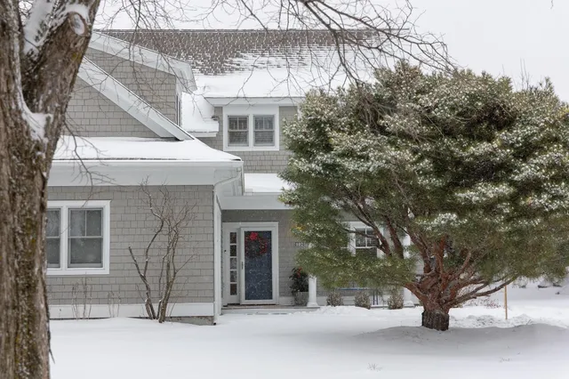 $929,000 | 102 Fairway Drive, Unit 102, South Burlington, VT 05403