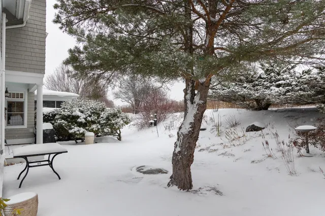 $929,000 | 102 Fairway Drive, Unit 102, South Burlington, VT 05403