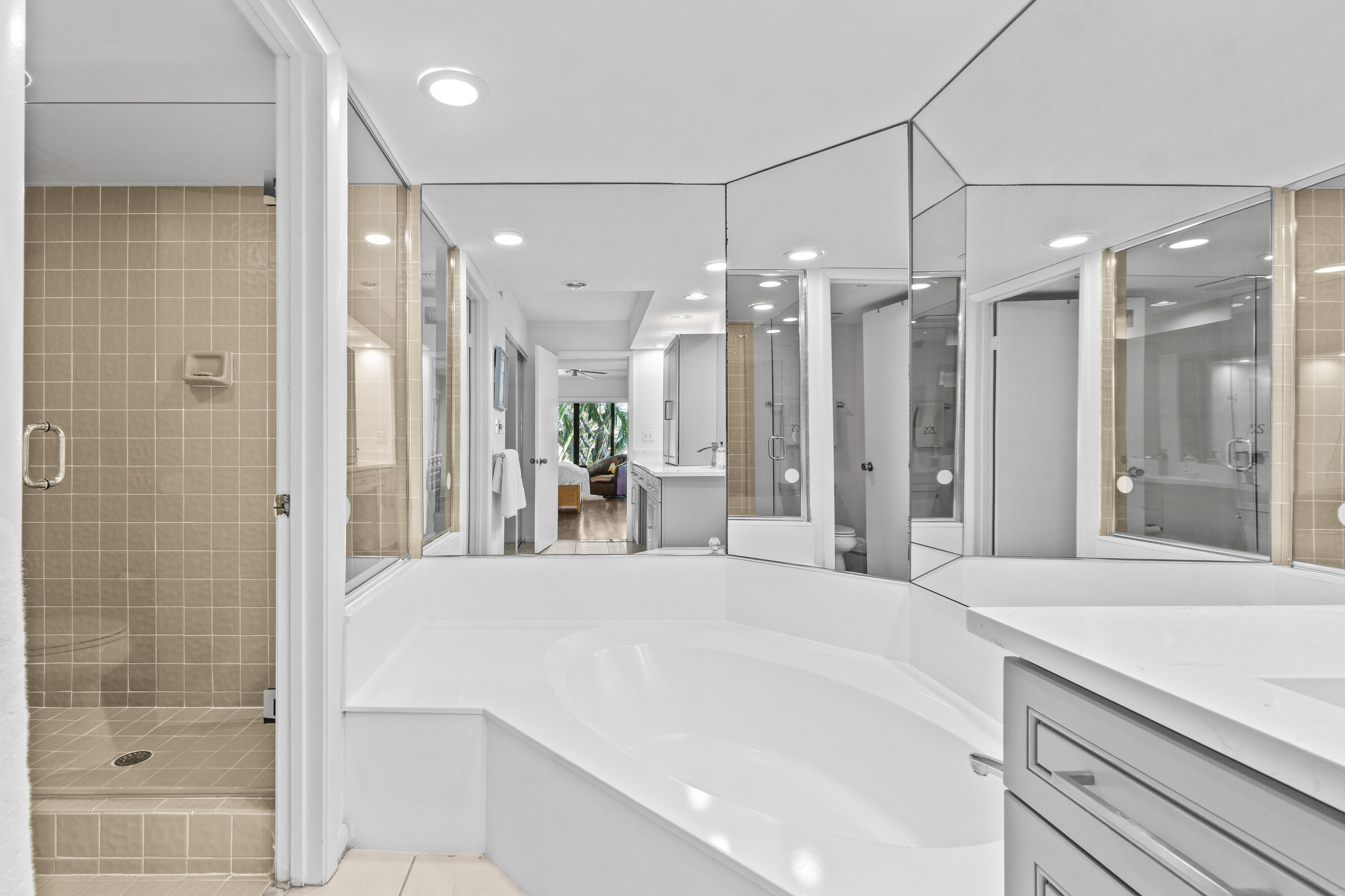 7533 Glendevon Lane, Unit 905 Delray Beach, FL 33446 - Photo 21 of 33 025-7533GlendevonLane-905-DelrayBeach-FL