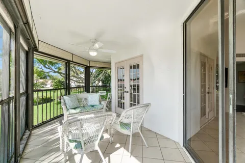 $550,000 | 7533 Glendevon Lane, Unit 905, Delray Beach, FL 33446