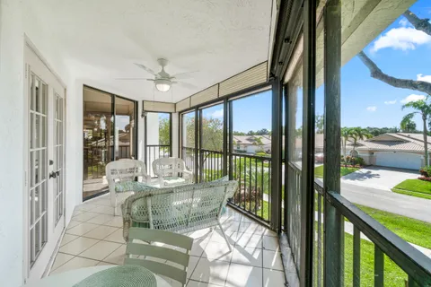 $550,000 | 7533 Glendevon Lane, Unit 905, Delray Beach, FL 33446