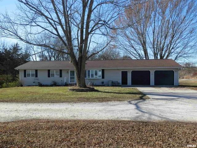 $229,900 | 607 210th Avenue, Monmouth, IL 61462