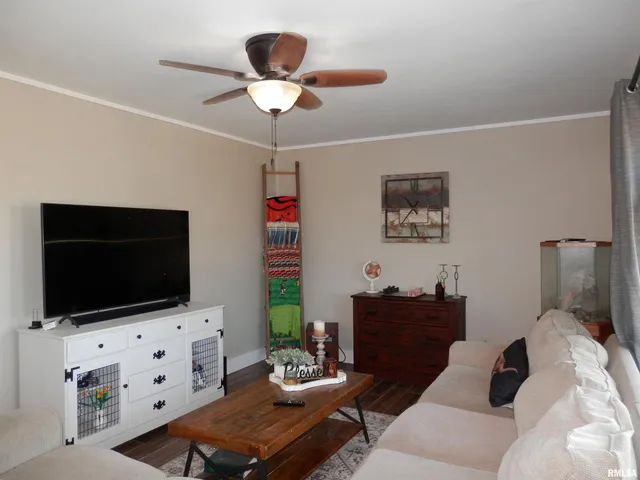 $229,900 | 607 210th Avenue, Monmouth, IL 61462