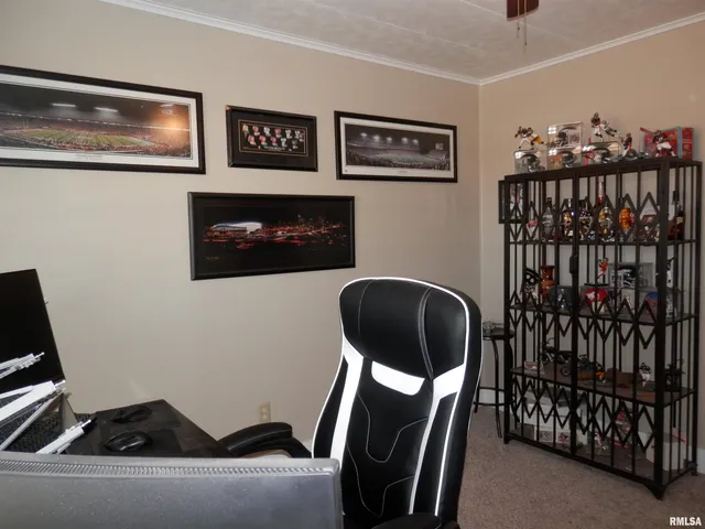 $229,900 | 607 210th Avenue, Monmouth, IL 61462