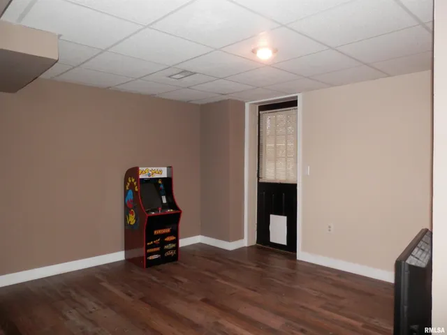 $229,900 | 607 210th Avenue, Monmouth, IL 61462