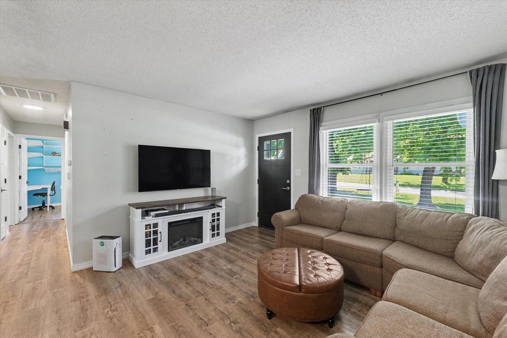 1202 Robin Road Mahomet, IL 61853 - Photo 7 of 36