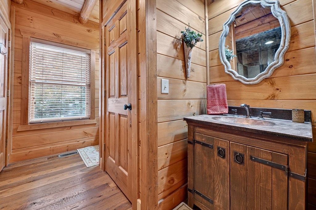 857 Lakeview Drive Blue Ridge, GA 30513 - Photo 77 of 94 Gallery Image 77