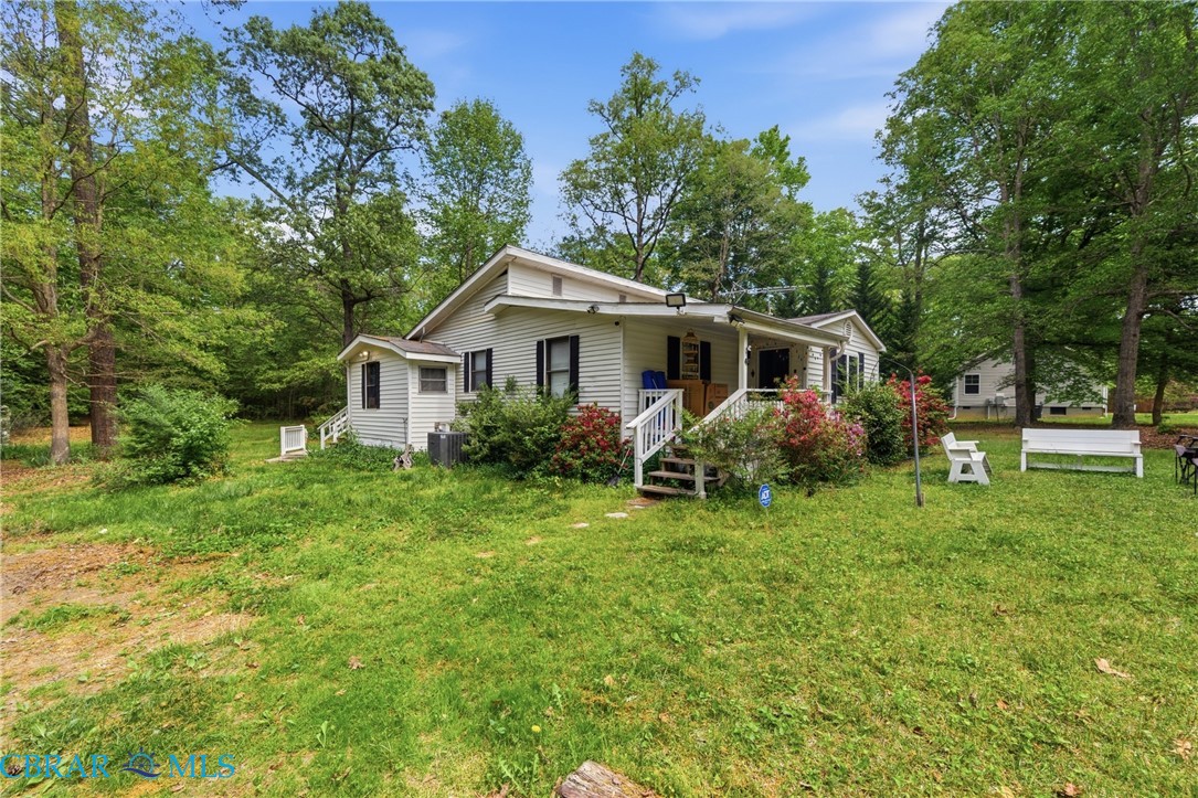 9788 Woods Cross Road Gloucester, VA 23061 - Photo 2 of 21
