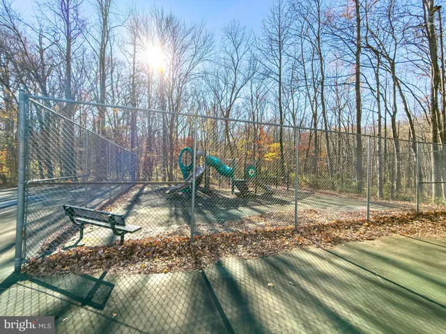 $775,000 | 3152 Eakin Park Court, Fairfax, VA 22031