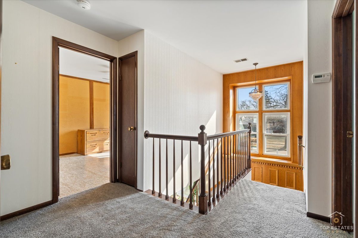 2302 Fulle Street Rolling Meadows, IL 60008 - Photo 25 of 48 a view of a room with an entryway and a small yard