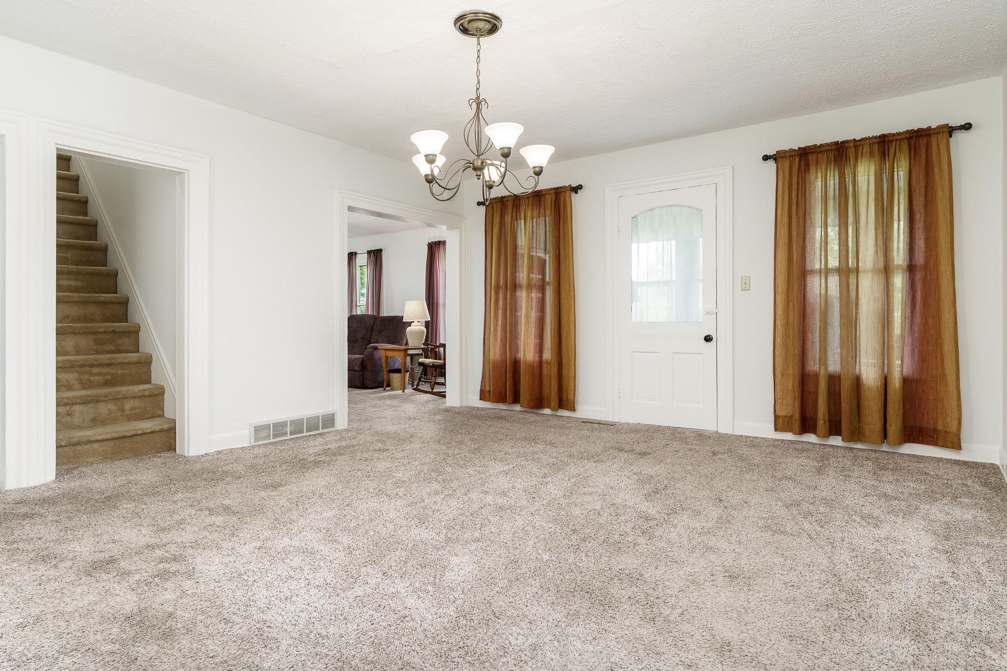 8321 Blomberg Road Cherry Valley, IL 61016 - Photo 12 of 65