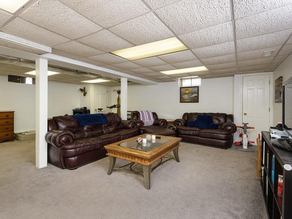 39 Breakneck Road Sturbridge, MA 01566 - Photo 28 of 37