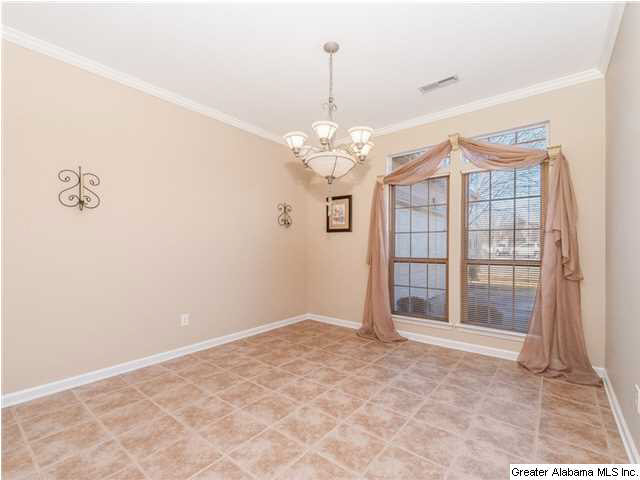 208 Creden Circle Alabaster, AL 35007 - Photo 7 of 31