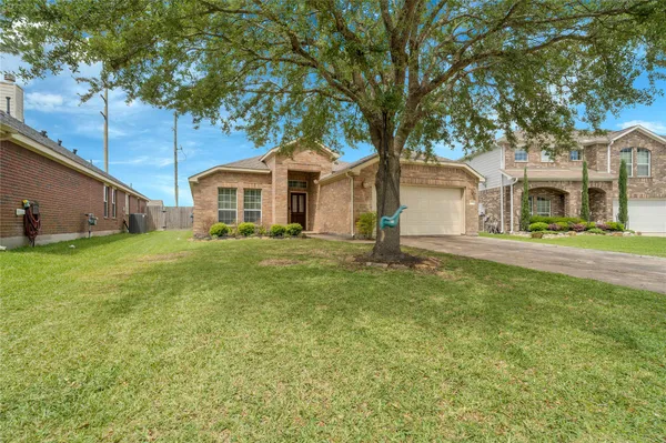 $309,000 | 2205 Zavalla Drive, Deer Park, TX 77536