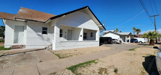 $799,000 | 2002 West Jefferson Street, Phoenix, AZ 85009