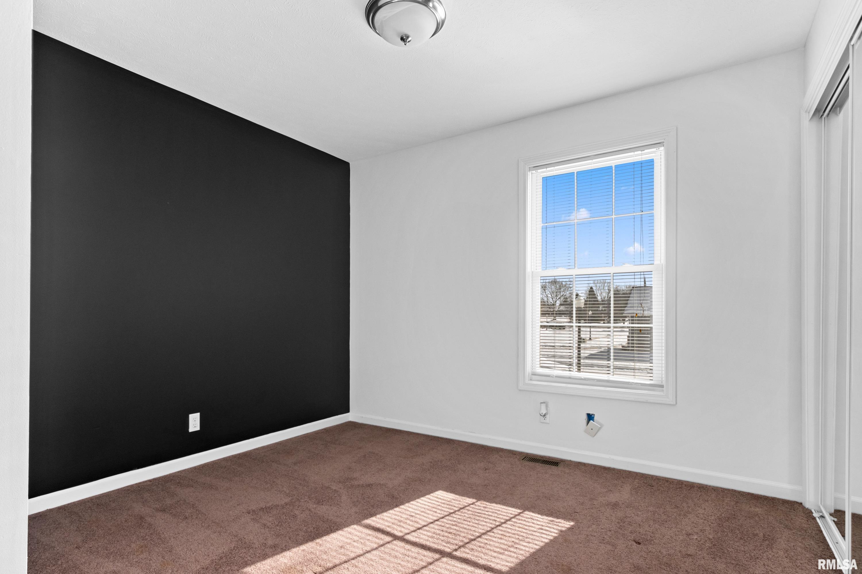 725 West Spring Hollow Lane Peoria, IL 61605 - Photo 21 of 27