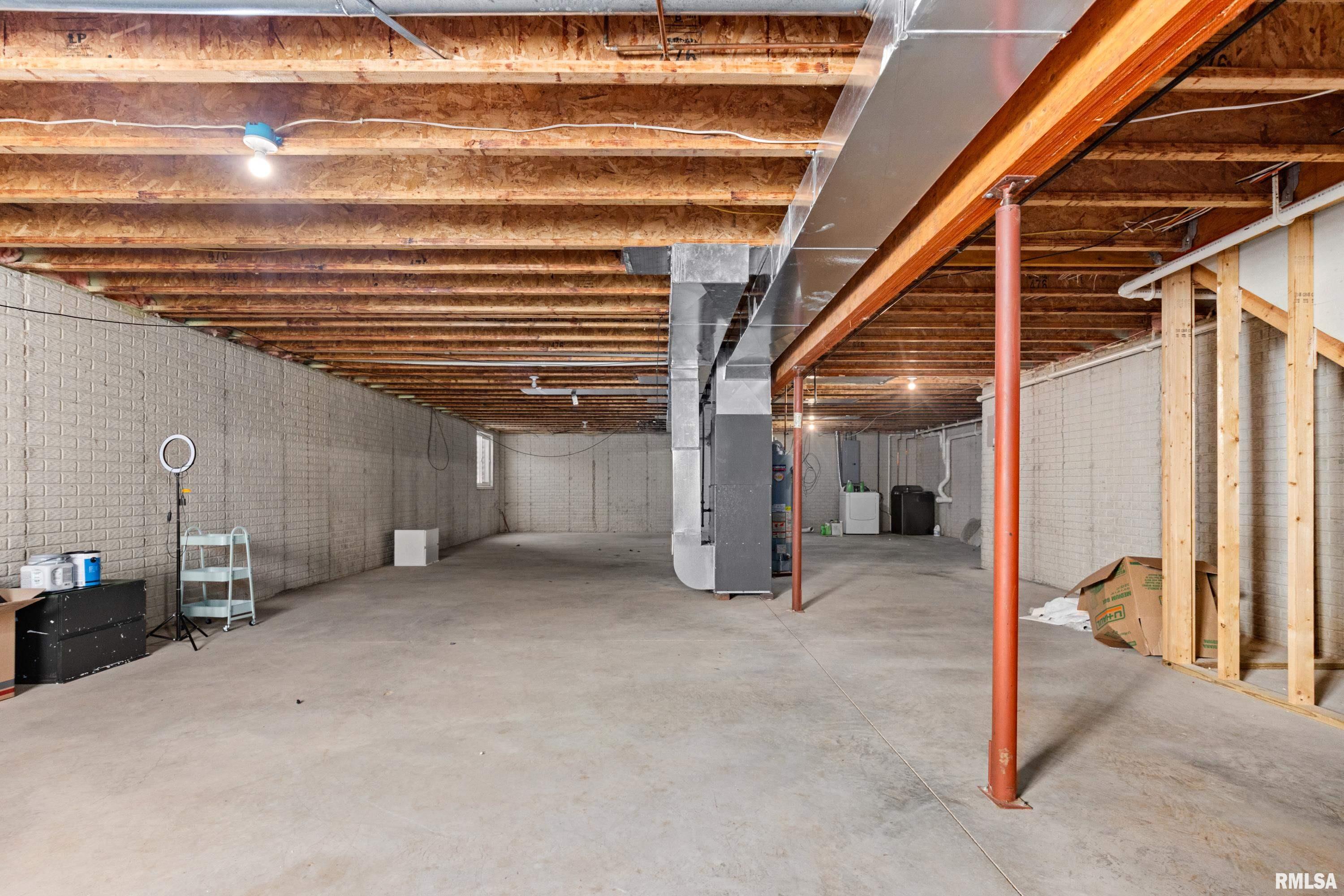 725 West Spring Hollow Lane Peoria, IL 61605 - Photo 23 of 27