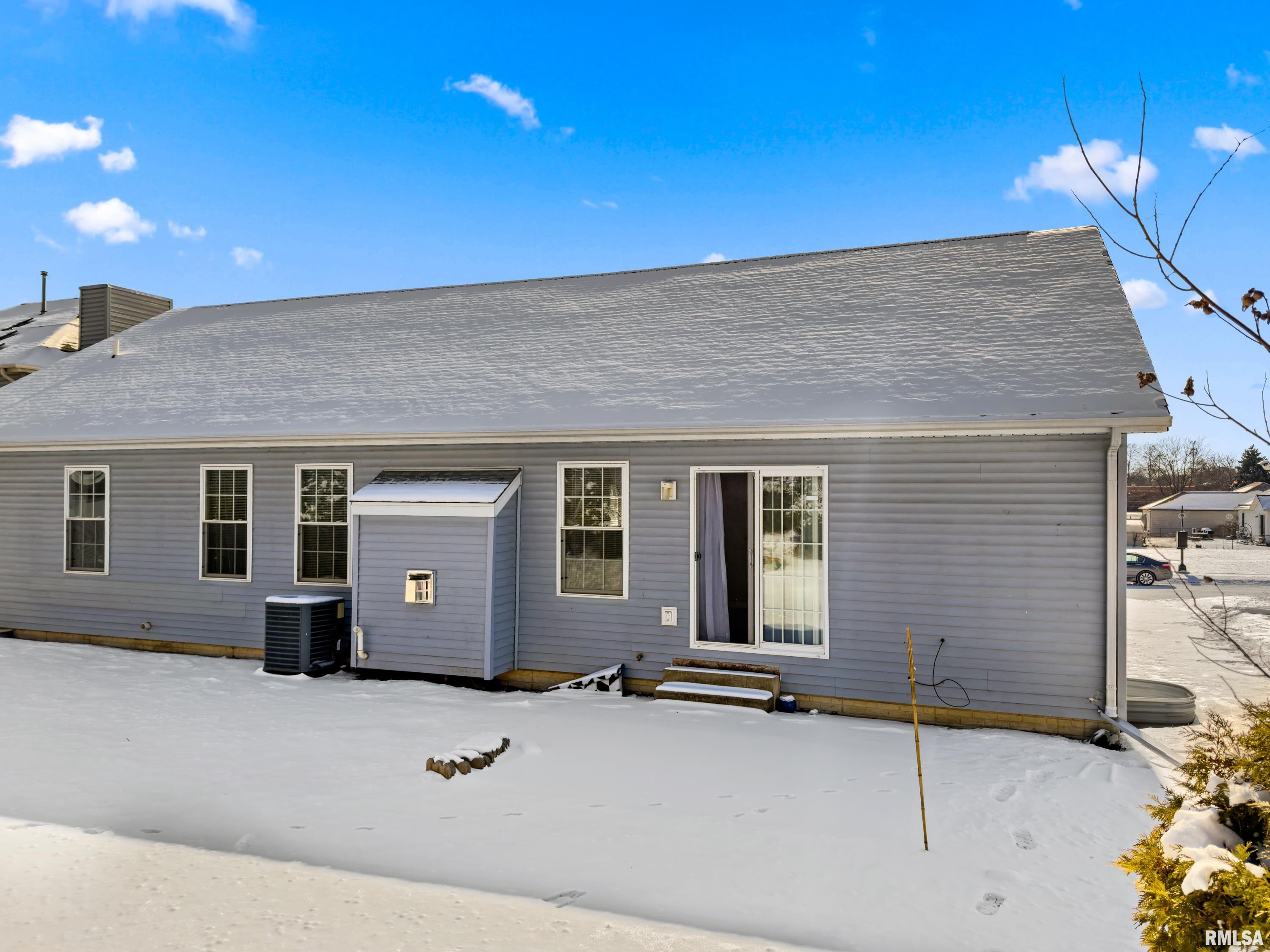 725 West Spring Hollow Lane Peoria, IL 61605 - Photo 27 of 27