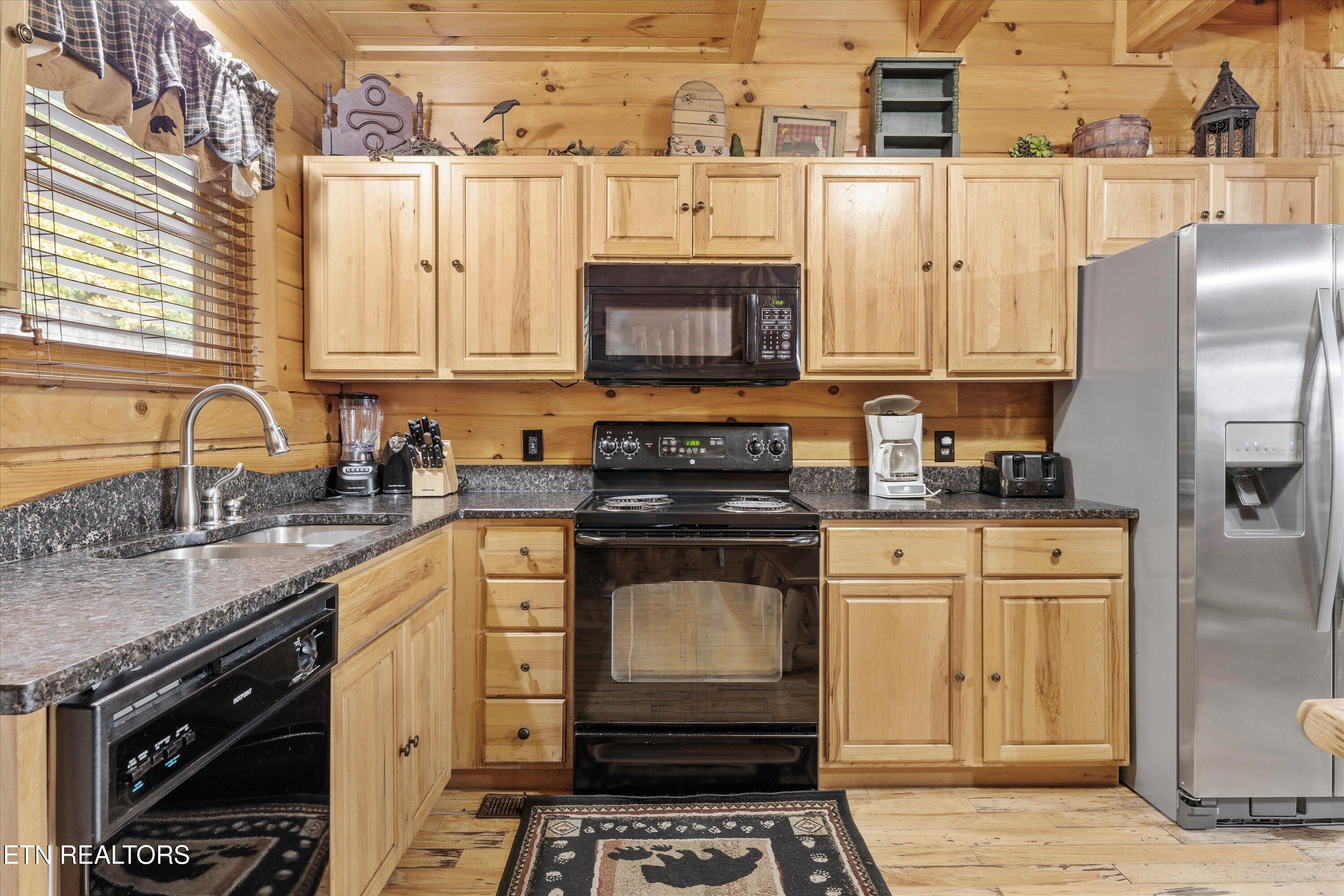 1723 High Rock Way Sevierville, TN 37862 - Photo 4 of 44 07-1723 High Rock Way14