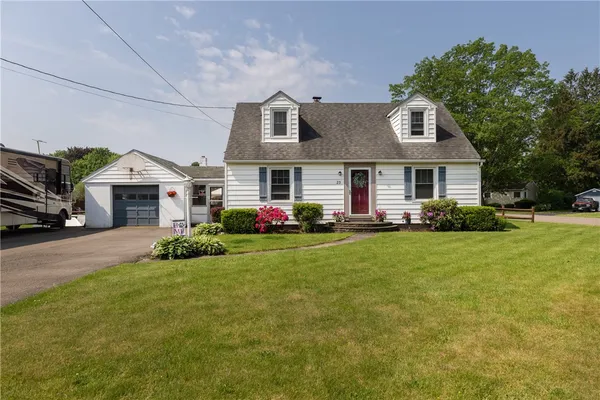 $224,900 | 23 Middle Road, Horseheads, NY 14845