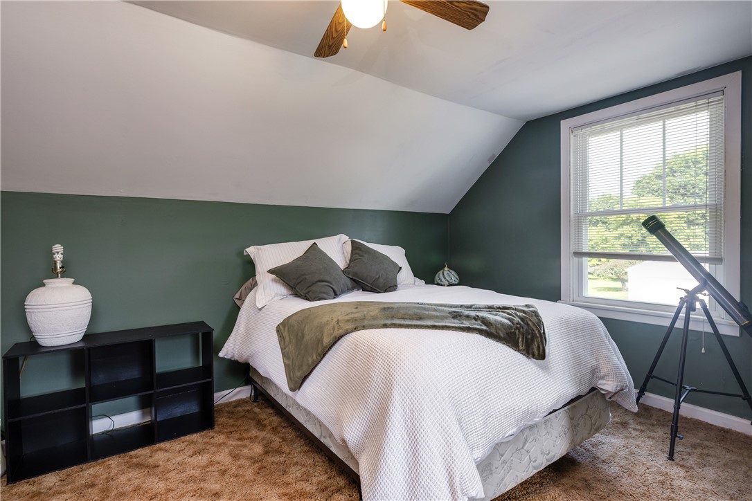 23 Middle Road Horseheads, NY 14845 - Photo 3 of 40