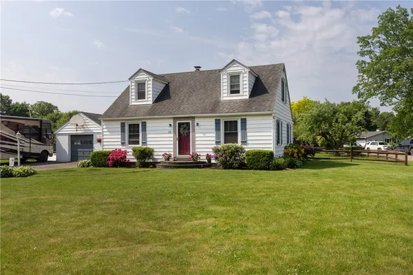 $224,900 | 23 Middle Road, Horseheads, NY 14845