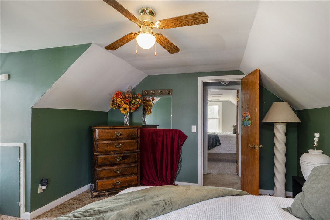 23 Middle Road Horseheads, NY 14845 - Photo 4 of 40